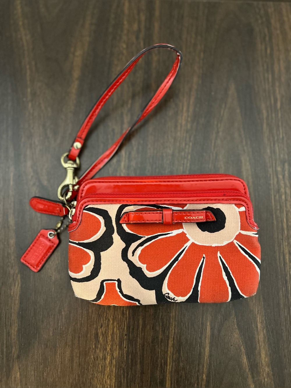 Vintage 2013 Coach Poppy Floral Double Zip Wristlet Wallet 💋